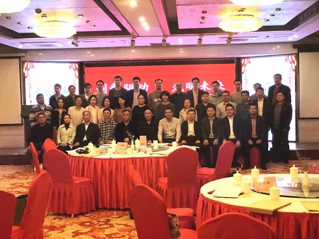 不止一個！江蘇亮彩榮獲常州市半導體照明產業技術創新聯盟2017年度“技術創新獎”、“杰出貢獻獎”